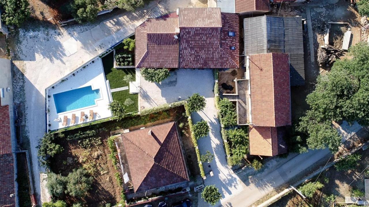 Villa Navita Augustinus With Pool Debeljak Exterior photo